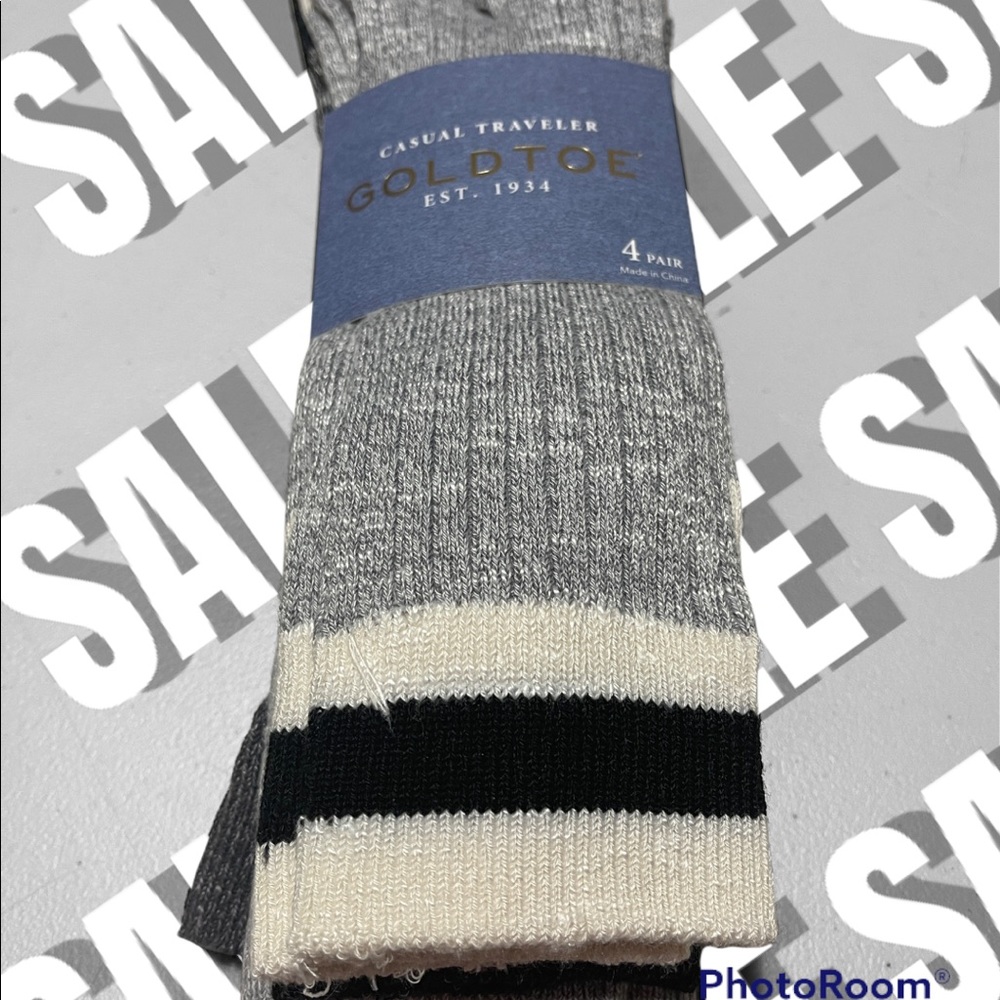4 pack men’s socks!! Made from recycled bottles.